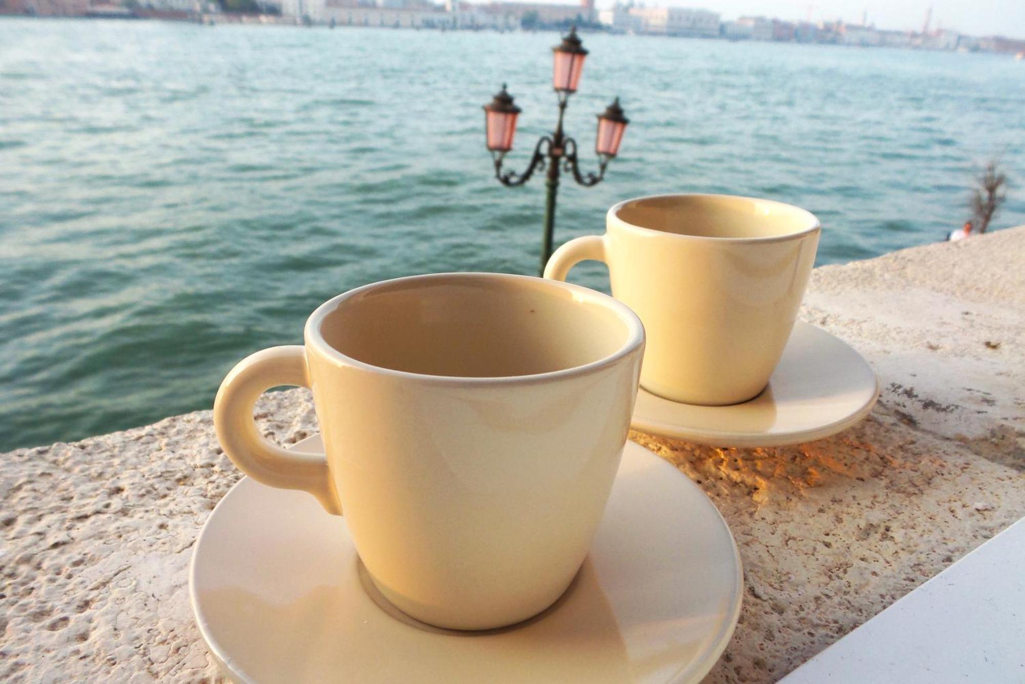 3 Windows On St Mark - Waterfront Apartment เวนิส ภายนอก รูปภาพ